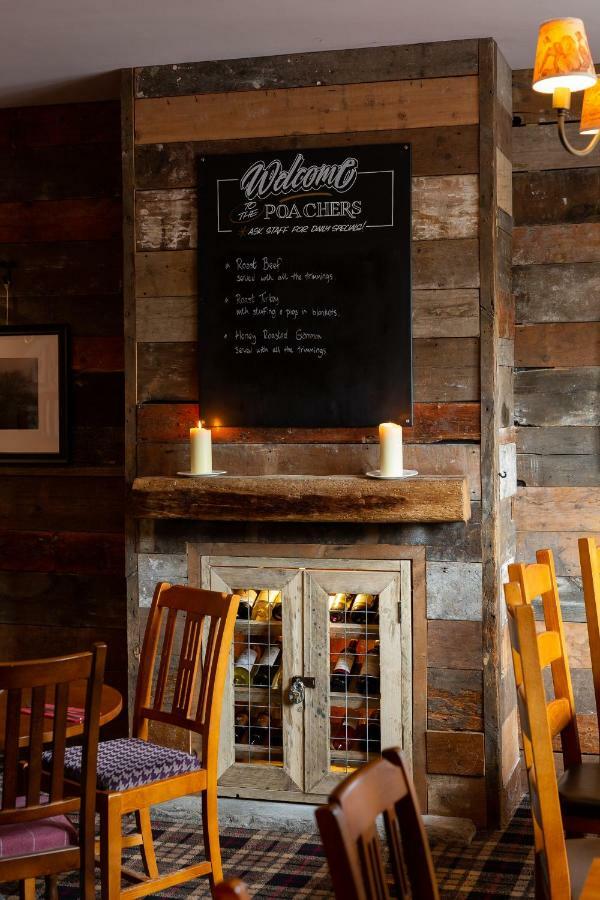 The Poacher Inn Hook  Extérieur photo